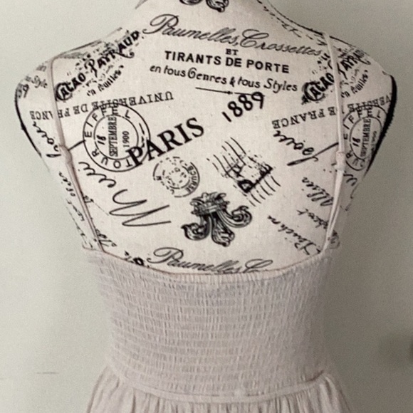 NWOT Garage Spaghetti Strapped Sun Dress in Size XS - Picture 4 of 5